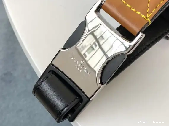 Official oldcobbler BUMBAG VUITTON LOUIS 0628